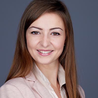 Anela Lebic, portrait professionnel réalisé chez Headshot Pro